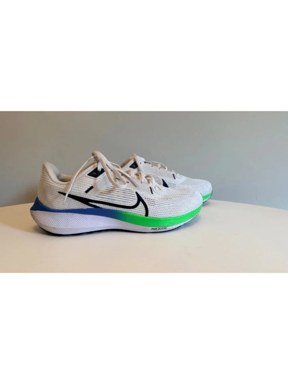 Nike Pegasus 40 Men's Size 9 Extra Wide Running Shoes DV7480-006 White / Green
